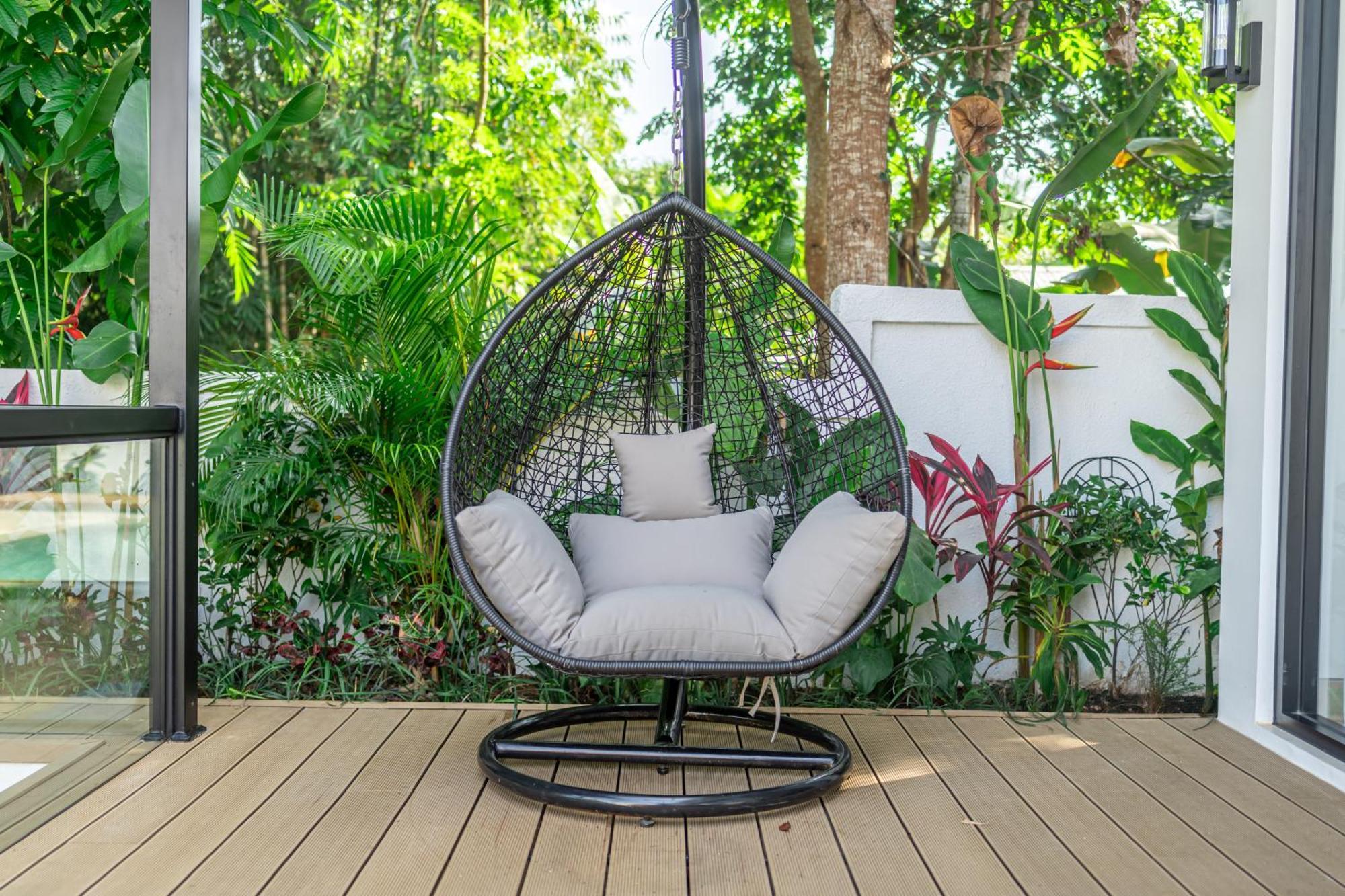 Brand-New Villa With Gorgeous Jungle Views And An Expansive Pool Ubud Exterior foto
